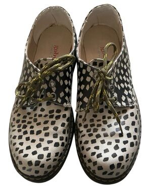 Goby oxfords women’s black and white leather lace up shoes size 39